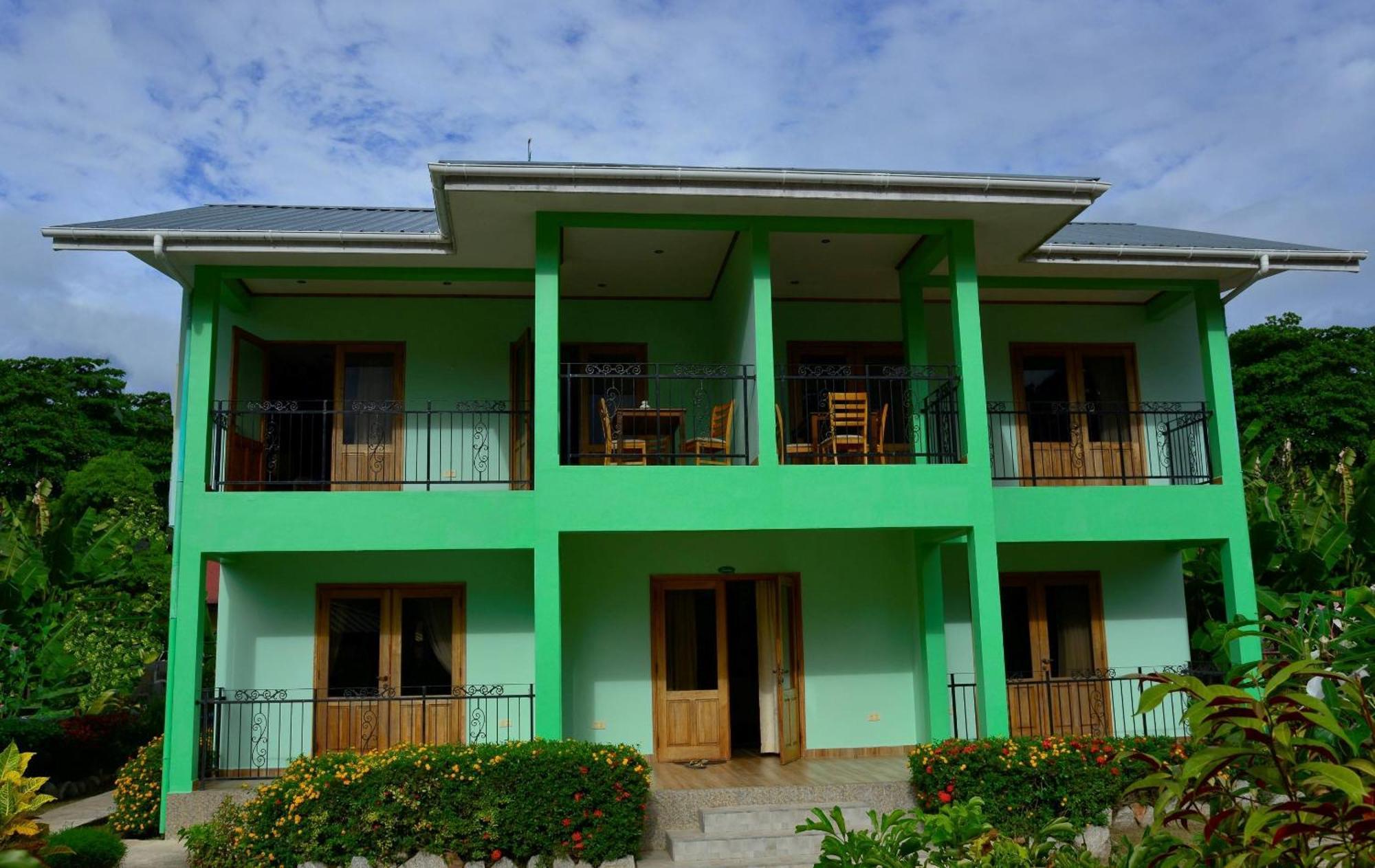 Chez Antoine Apartments Grand Anse  Ngoại thất bức ảnh